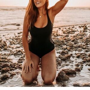 Albion Fit Eden Black Cut Out Strappy Swimsuit Beach Summer Onepiece Size Small